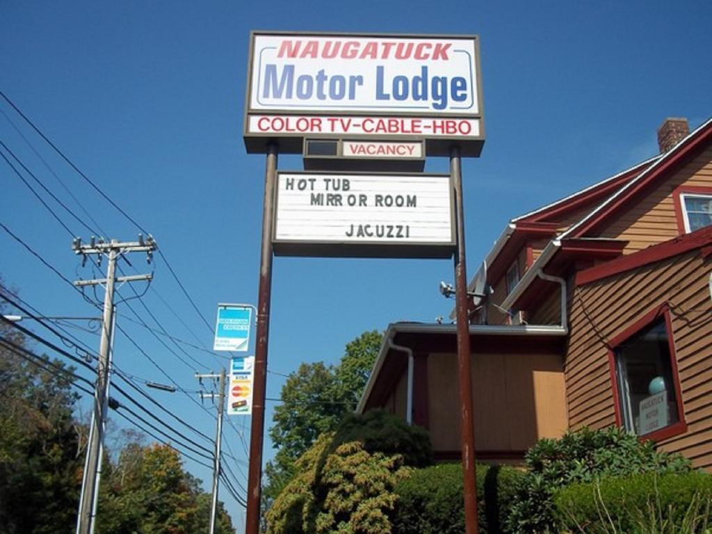 Naugatuck Motor Lodge Екстер'єр фото